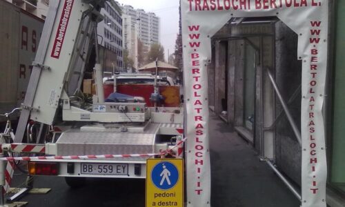 noleggio autoscale milano traslochi bertola ernesto